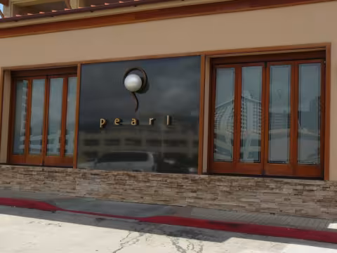 The Pearl Ala Moana- Frost w Negative Logo